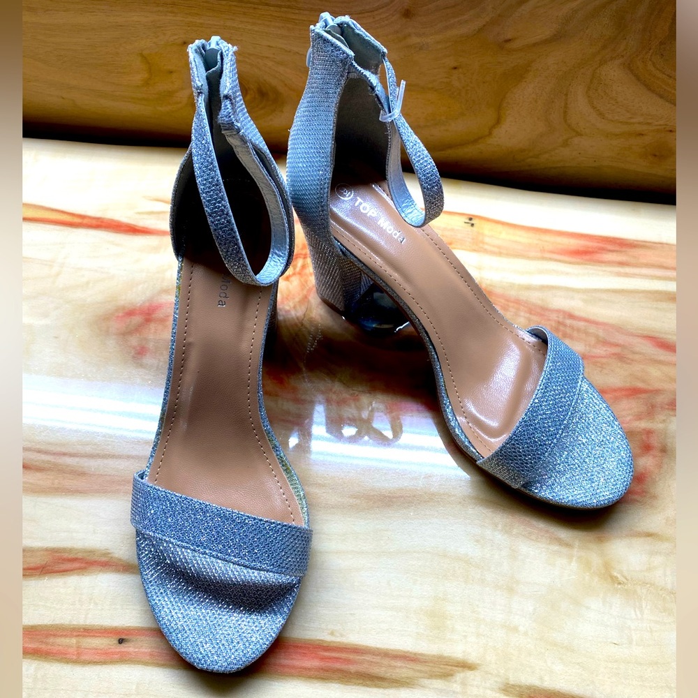 Top Moda Chunky Heel Open Toe Shoe